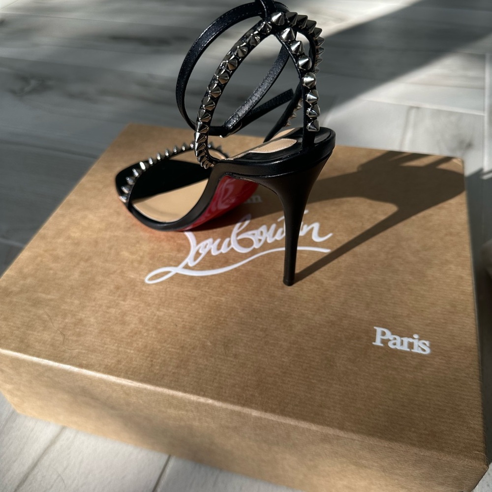 Christian Louboutin So Me 100 Leather Heel (37) - Picture 15 of 15